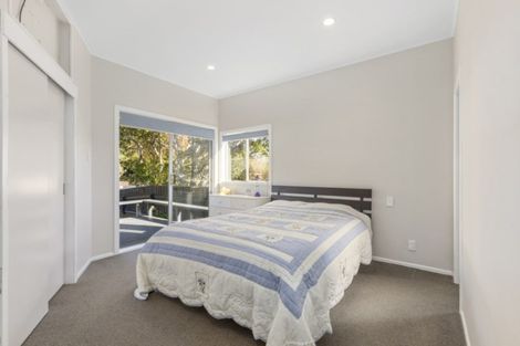 Photo of property in 33 Tawhai Street, Stokes Valley, Lower Hutt, 5019