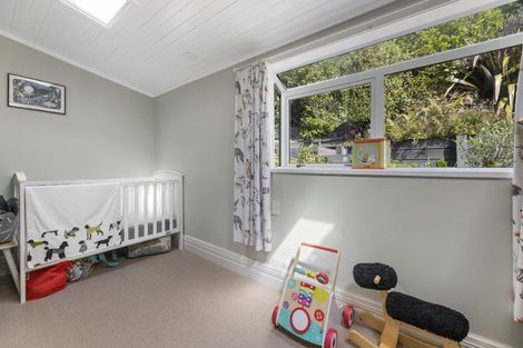 Photo of property in 22 Shandon Street, Roseneath, Port Chalmers, 9023