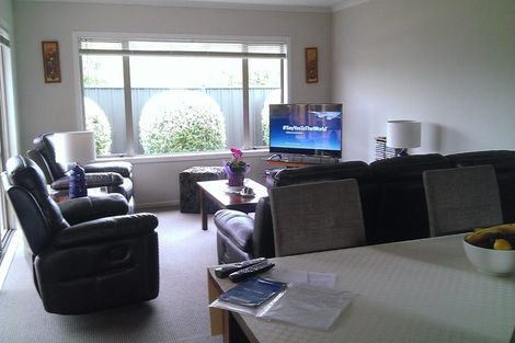 Photo of property in 59/64 Kawaha Point Road, Kawaha Point, Rotorua, 3010