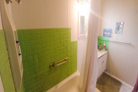 Photo of property in 7 Bridge Street, Tuatapere, 9620