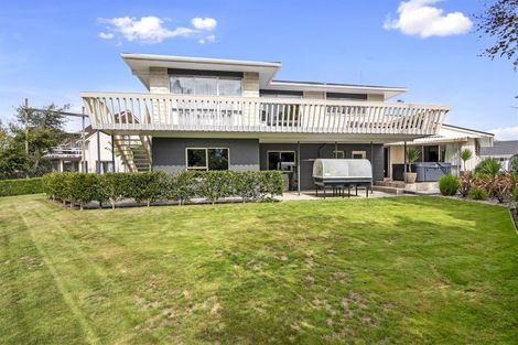 Photo of property in 18 Teece Drive, Motueka, 7120