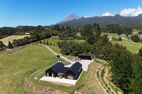Photo of property in 1640 Mangorei Road, Mangorei, New Plymouth, 4371
