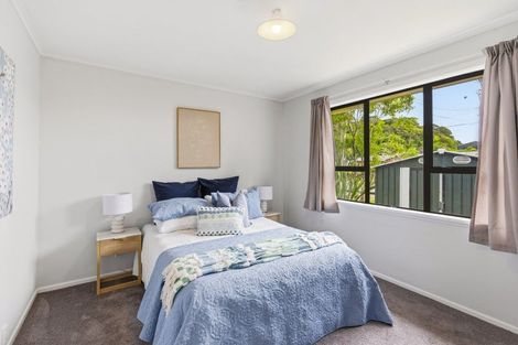 Photo of property in 52 Ruahine Street, Paraparaumu, 5032