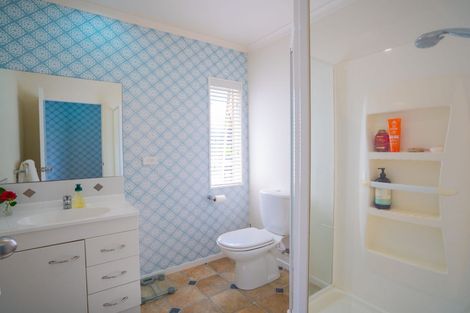 Photo of property in 47 Oteki Park Drive, Welcome Bay, Tauranga, 3112