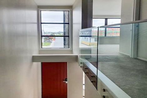 Photo of property in 15 Desalt Drive, Hobsonville, Auckland, 0616