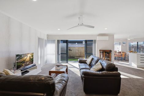 Photo of property in 293 Gravatt Road, Papamoa Beach, Papamoa, 3118