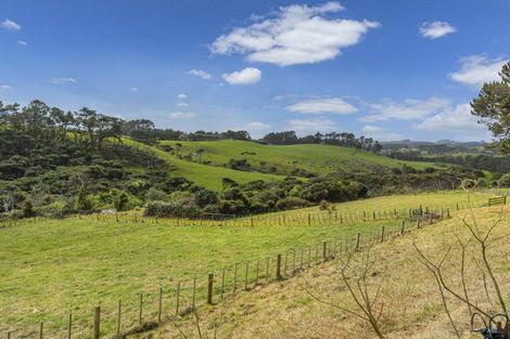 Photo of property in 512 Oaia Road, Muriwai, 0881