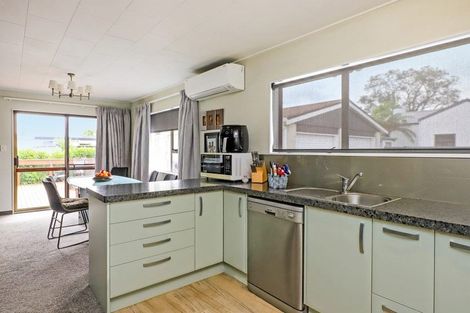 Photo of property in 7 Ayto Way, Havelock North, 4130