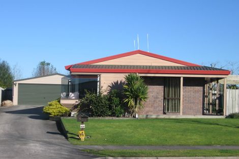 Photo of property in 12 Commodore Avenue, Flagstaff, Hamilton, 3210