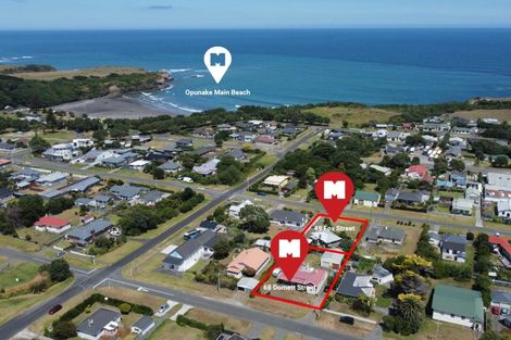 Photo of property in 68 Domett Street, Opunake, 4616