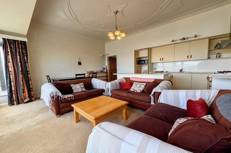 Photo of property in 2 Springfield Terrace, Kelburn, Wellington, 6012