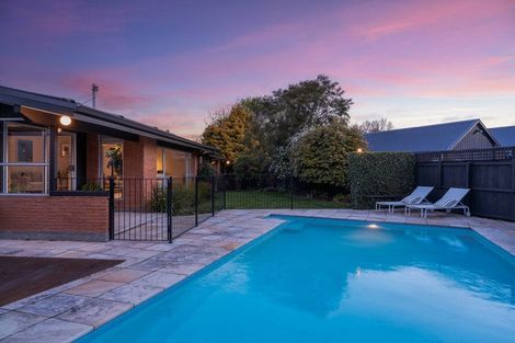 Photo of property in 6 Rutherglen Avenue, Ilam, Christchurch, 8041