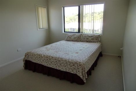 Photo of property in 15 Heta Road, Highlands Park, New Plymouth, 4312