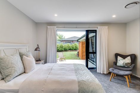 Photo of property in 9 Dwyer Close, Havelock North, 4130