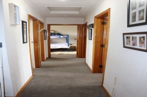 Photo of property in 4-6 Kittyhawk Row, Bulls, 4818