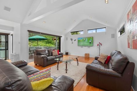 Photo of property in 1/34 Aberdeen Road, Campbells Bay, Auckland, 0620