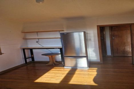 Photo of property in 115 Seaview Road, Westown, New Plymouth, 4310