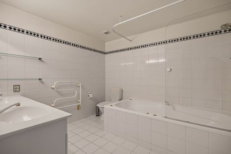 Photo of property in 11/495 Frankton Road, Queenstown, 9300