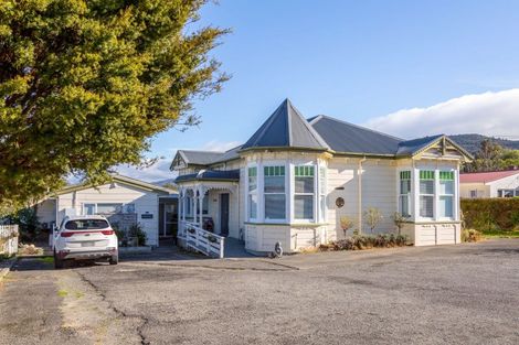 Photo of property in 42 Fox Street, Featherston, 5710