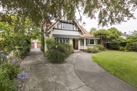 Photo of property in 27 Alan Street, Palmerston North, 4414