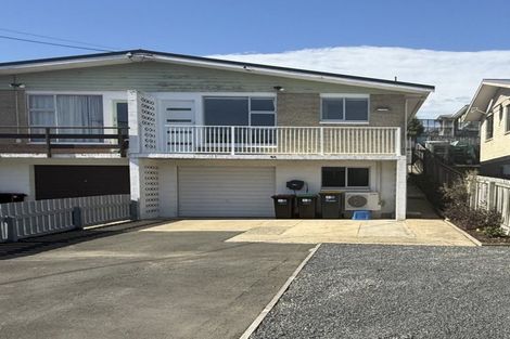 Photo of property in 4a Elwyn Crescent, Green Island, Dunedin, 9018