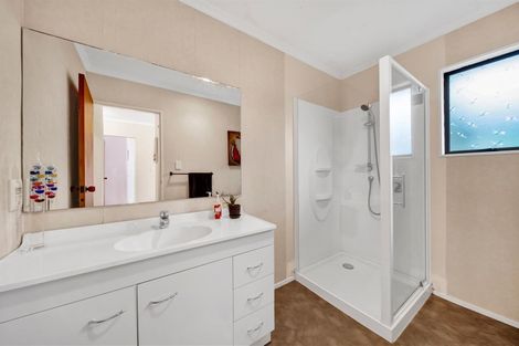 Photo of property in 20a Herekawe Drive, Spotswood, New Plymouth, 4310