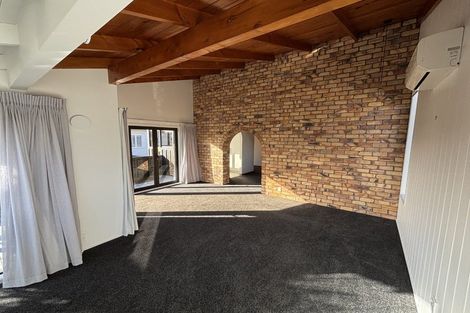 Photo of property in 27a Bay Street, Red Beach, 0932