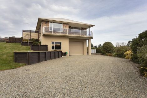 Photo of property in 15 Grove Avenue, Weston, Oamaru, 9401