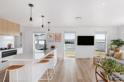 Photo of property in 60 Pacific Parade, Coastlands, Whakatane, 3120