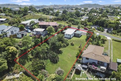 Photo of property in 15 Point Street, Raglan, 3225