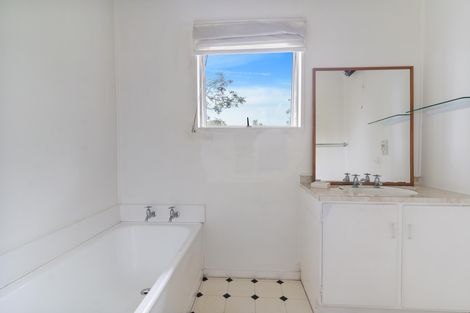 Photo of property in 9 Sikkim Crescent, Clover Park, Auckland, 2019