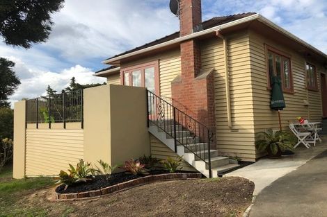 Photo of property in 2/32 Nihill Crescent, Mission Bay, Auckland, 1071