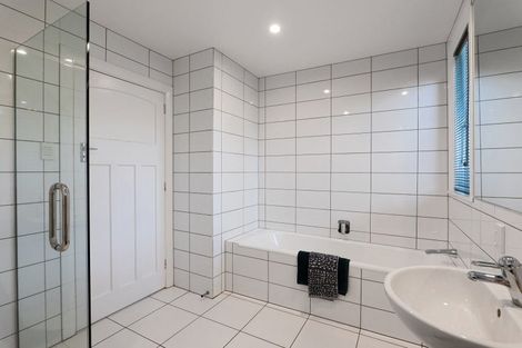 Photo of property in 12 Watford Street, Strowan, Christchurch, 8052