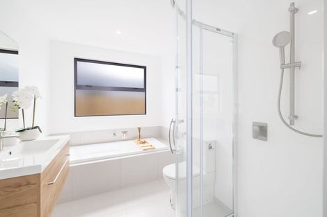 Photo of property in 10 Dalness Crescent, Halswell, Christchurch, 8025