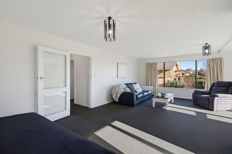 Photo of property in Birchdale Courts, 11/69a Yaldhurst Road, Sockburn, Christchurch, 8042