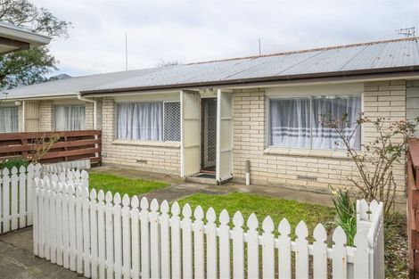 Photo of property in 13 South Street, West End, Palmerston North, 4410
