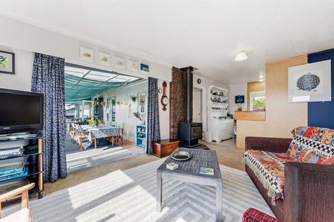 Photo of property in 6 Dalton Road, Snells Beach, 0920