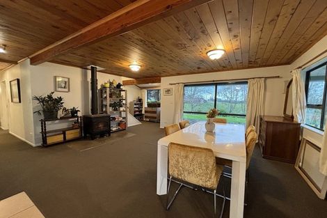 Photo of property in 42 Codlin Road, Waiuku, 2683