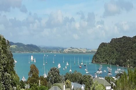 Photo of property in 13 Robertson Street, Russell, 0202