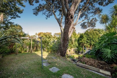 Photo of property in 59 Hanlon Crescent, Narrow Neck, Auckland, 0624