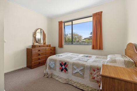 Photo of property in 26 Meadowstone Drive, Wanaka, 9305