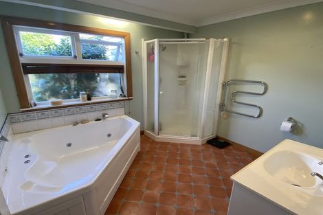 Photo of property in 98 William Street, Petone, Lower Hutt, 5012