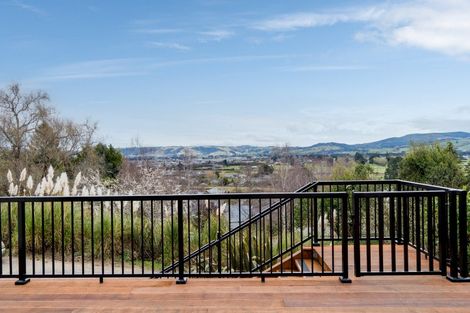 Photo of property in 11 Haggart Street, Mosgiel, 9092