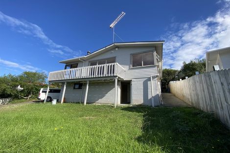Photo of property in 54 Potter Avenue, Northcote, Auckland, 0627