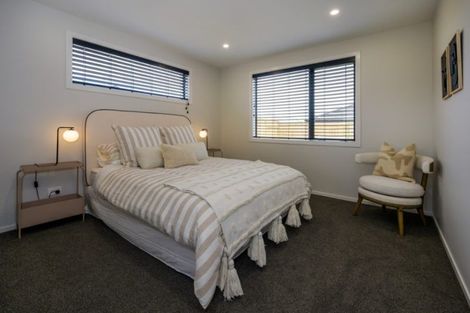 Photo of property in 12 Campbell Place, Marton, 4710