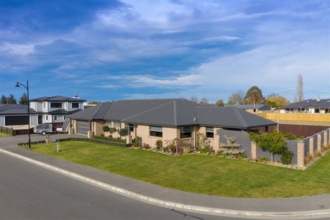 Photo of property in 17 Whiteoak Grove, Tinwald, Ashburton, 7700