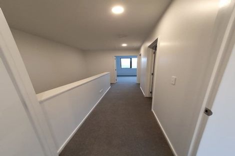 Photo of property in 6 Bee Lane, Whitby, Porirua, 5024