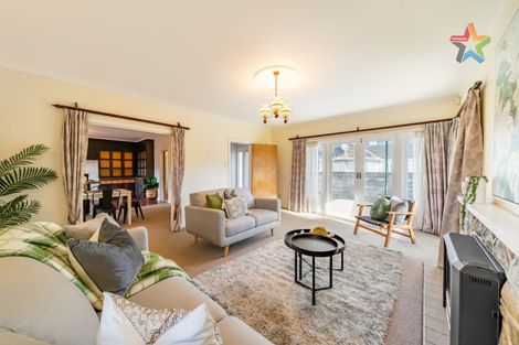 Photo of property in 224 Eastern Hutt Road, Stokes Valley, Lower Hutt, 5019