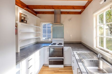 Photo of property in 13 Totara Road, Onetangi, Waiheke Island, 1081