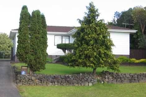 Photo of property in 12 Oreti Place, Clover Park, Auckland, 2019